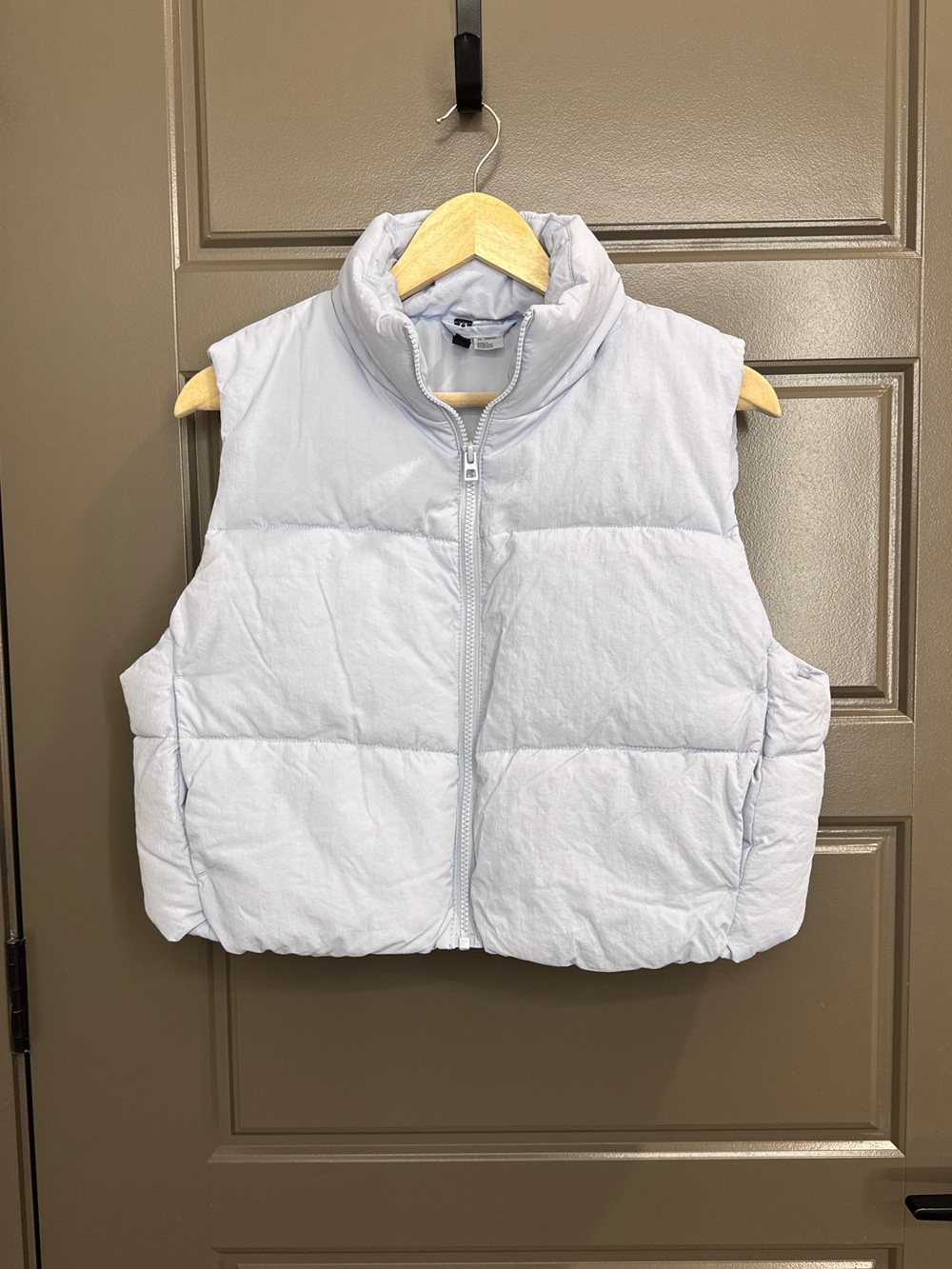 H&M Dusty Blue Cropped Puffer Vest